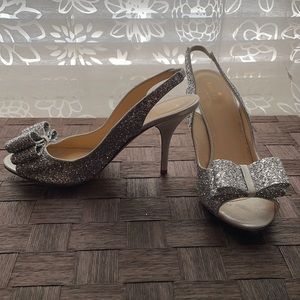 NWOT Kate Spade Sliver Glitter Slingbacks